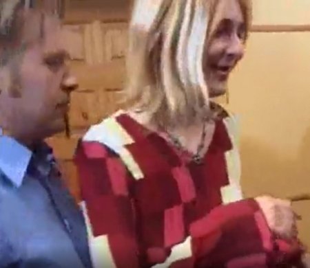 Батя насилует свою бухую дочь